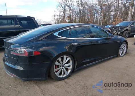 2014 Tesla Model S P85D z USA, uszkodzony, nr VIN 5YJSA1H25EFP64310